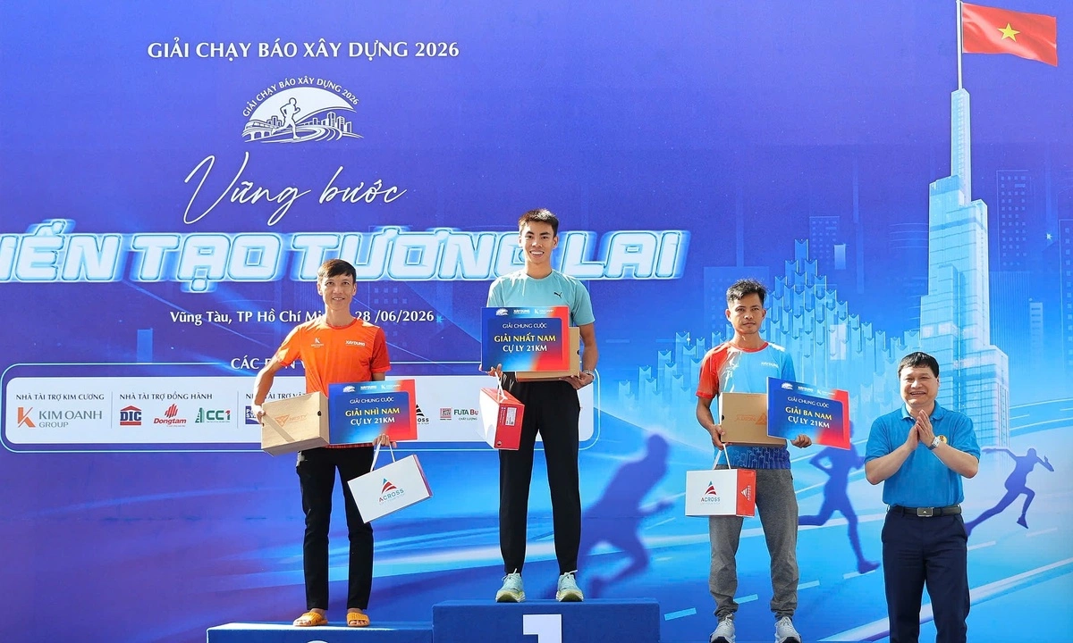 KJC cược thể thao: Anh Khôi và Lê Thị Hà vô địch giải chạy Báo Xây dựng 2026 - hình ảnh - betkjc.vip