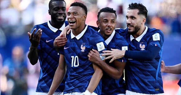 Mbappe giải quyết cuộc tranh luận nảy lửa ‘Messi – Ronaldo, ai giỏi hơn’ bằng câu trả lời gây sốc: góc nhìn mới cho người chơi Việt - hình ảnh - betkjc.vip