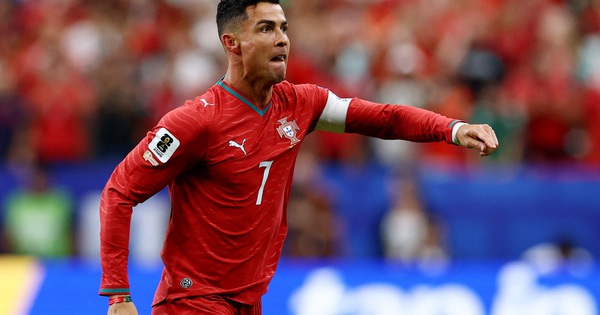 Nhà cái không chặn: Ronaldo lập cú đúp, Bồ Đào Nha đại thắng Uzbekistan 5-0 - hình ảnh - betkjc.vip