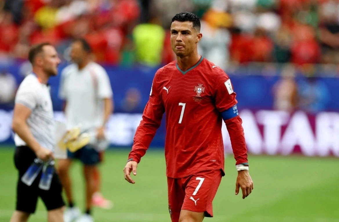 KJC mới nhất 2026: Cầu thủ CHDC Congo thừa nhận không kèm Ronaldo tại World Cup - hình ảnh - betkjc.vip